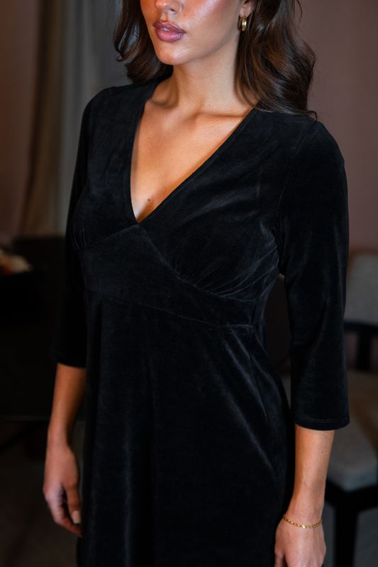Hildur svart velurklänning