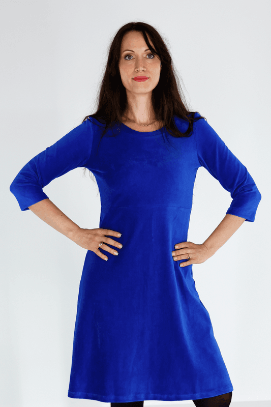 Elli klänning babycord blå 