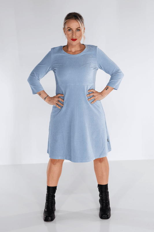 Elli pastell blå klänningbabycord 