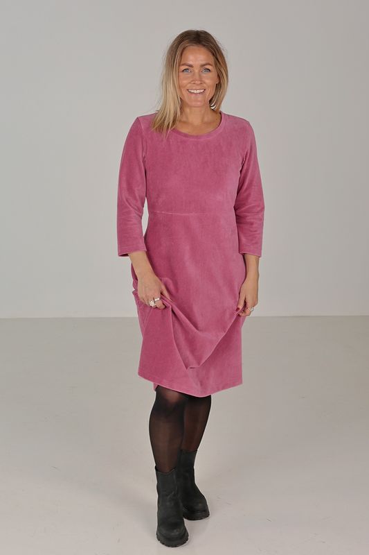 Elli klänning babycord dusty pink