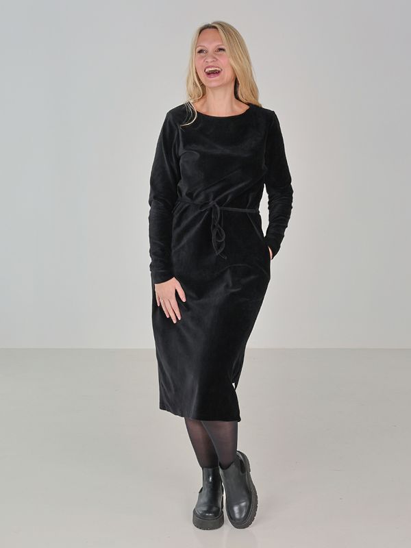 Chloe svart klänning i sammet