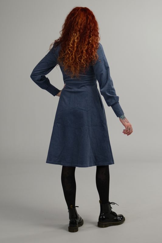 Gabrielle dusty blue klänning