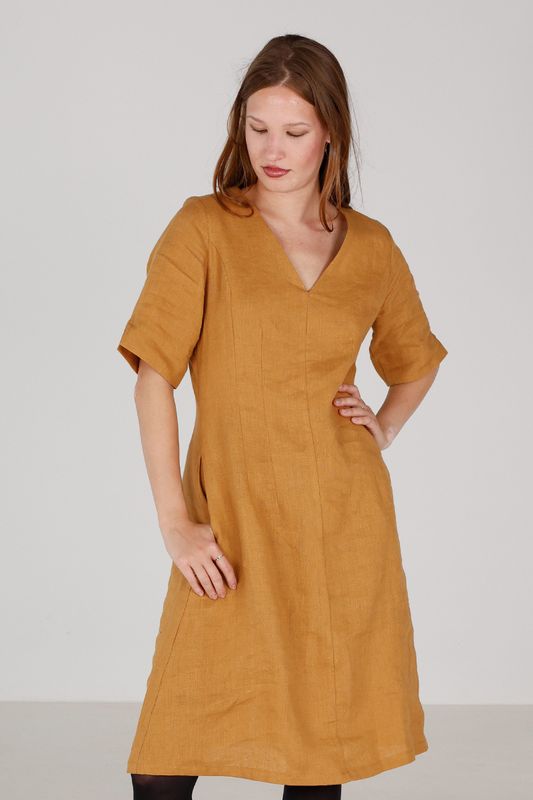 Heidi nugat linne klänning