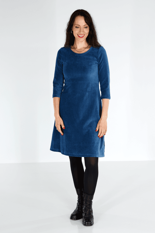 Elli klänning babycord dustyblue