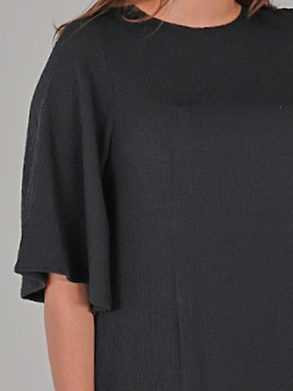 Perdy svart klänning