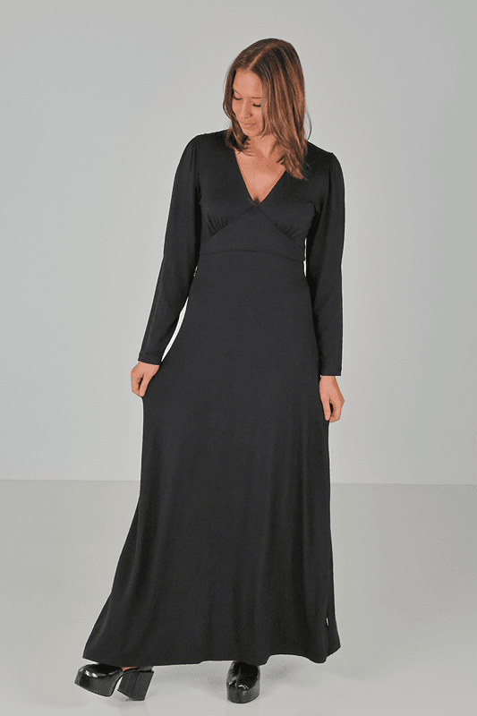 Ragnhild svart elegant klänning.